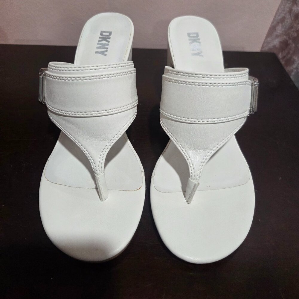 Dkny white sandal heel